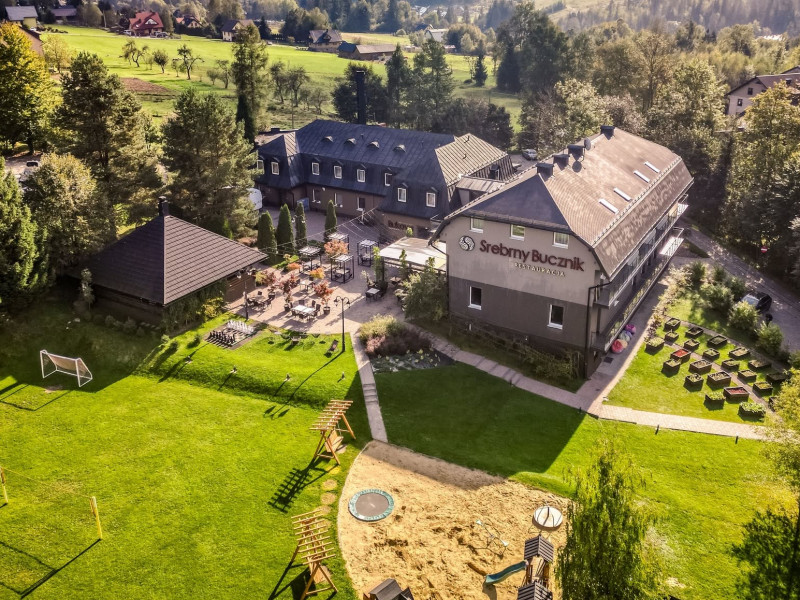 srebrny-bucznik-hotel-restauracja zdjęcie prezentacji