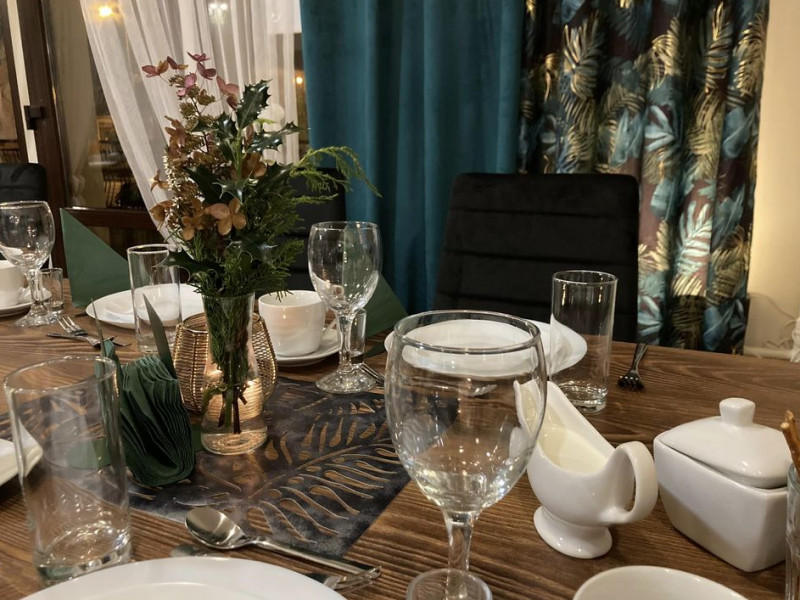 aromat-cafe-oraz-catering-pod-szarlota-rydultowy zdjęcie prezentacji gdzie wesele