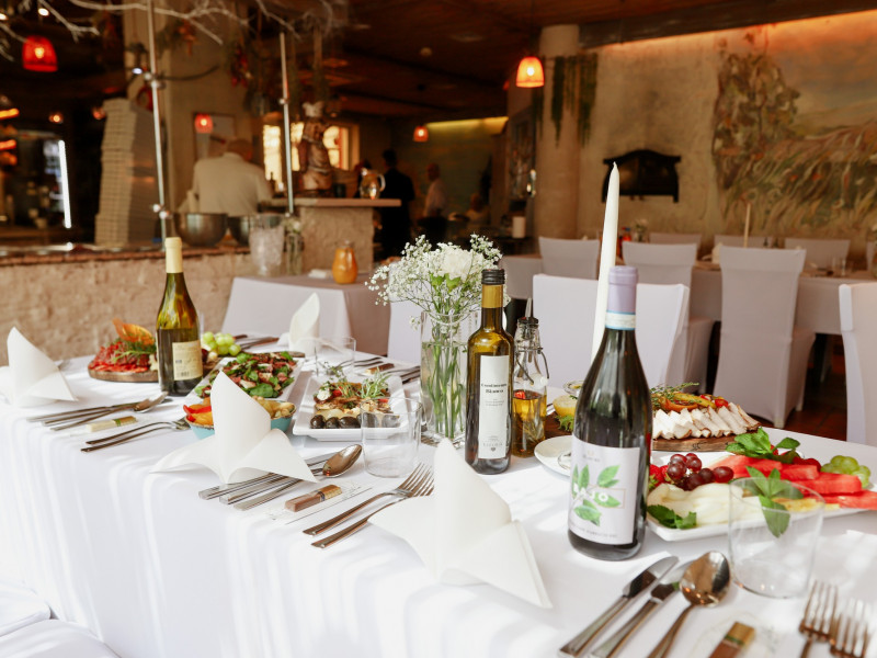 calabria-restauracja-trattoria-pizzeria-ursus zdjęcie prezentacji gdzie wesele