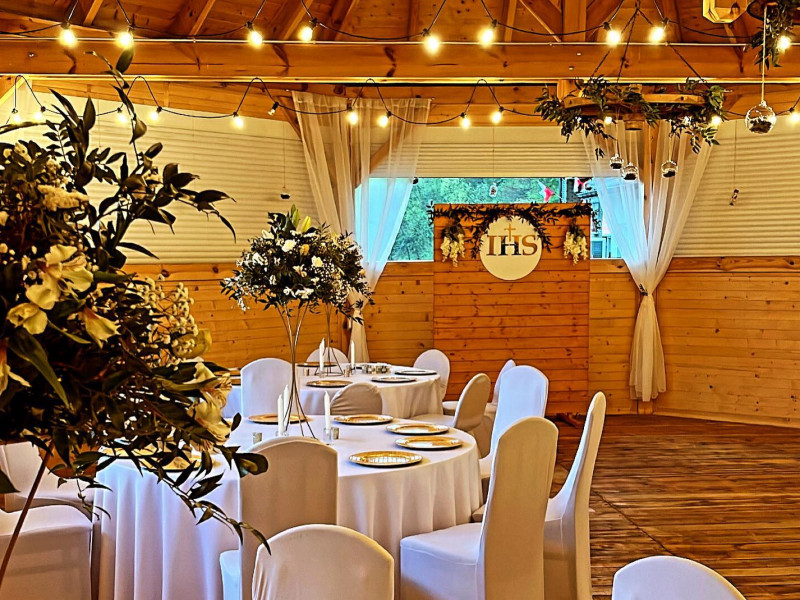 drewniana-sala-czaja-catering zdjęcie prezentacji gdzie wesele