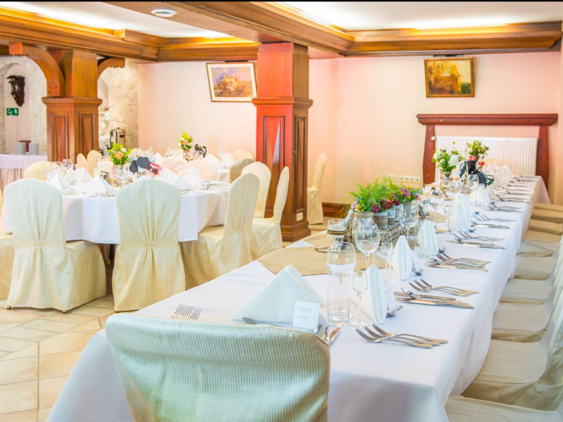 hotel-i-restauracja-dwa-ksiezyce zdjęcie prezentacji gdzie wesele