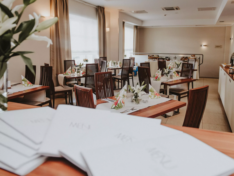 hotel-korel-i-restauracja-karmell zdjęcie prezentacji gdzie wesele