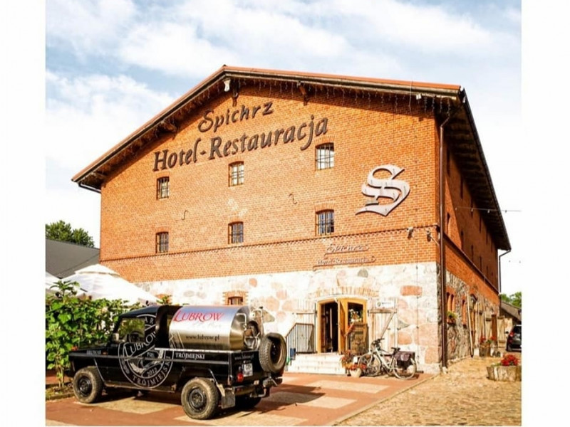 hotel-spichrz-restauracja-pod-syta-gesia-browar-lubrow zdjęcie prezentacji gdzie wesele