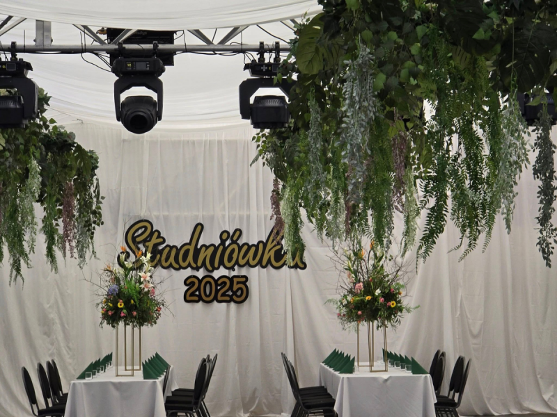 kwiaciarnia-bukieteria-violetta-legan zdjęcie prezentacji gdzie wesele