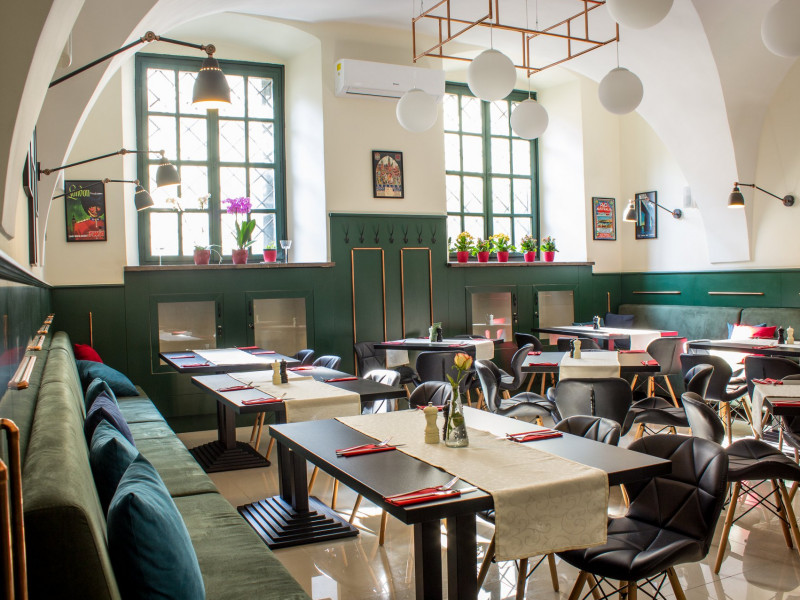 pod-leliwa-restauracja-polska zdjęcie prezentacji gdzie wesele