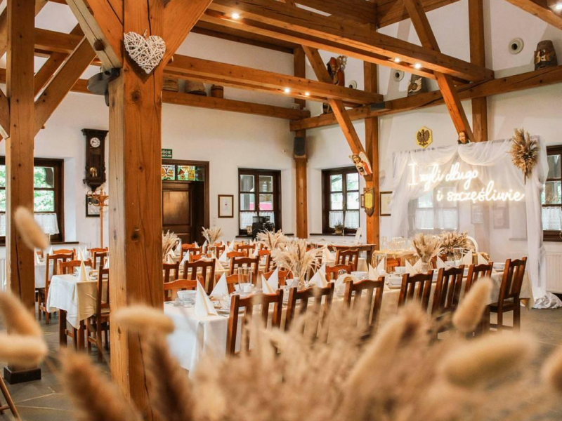 restauracja-bartna-chata zdjęcie prezentacji gdzie wesele