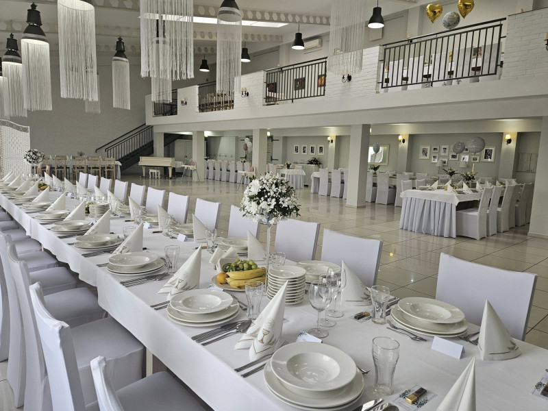 restauracja-bialy-fortepian zdjęcie prezentacji gdzie wesele