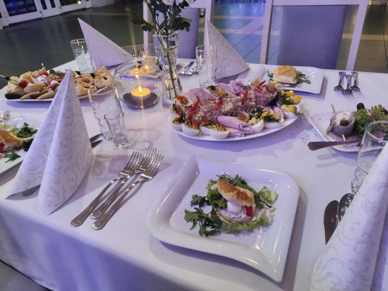 restauracja-feta-za-dnia zdjęcie prezentacji gdzie wesele