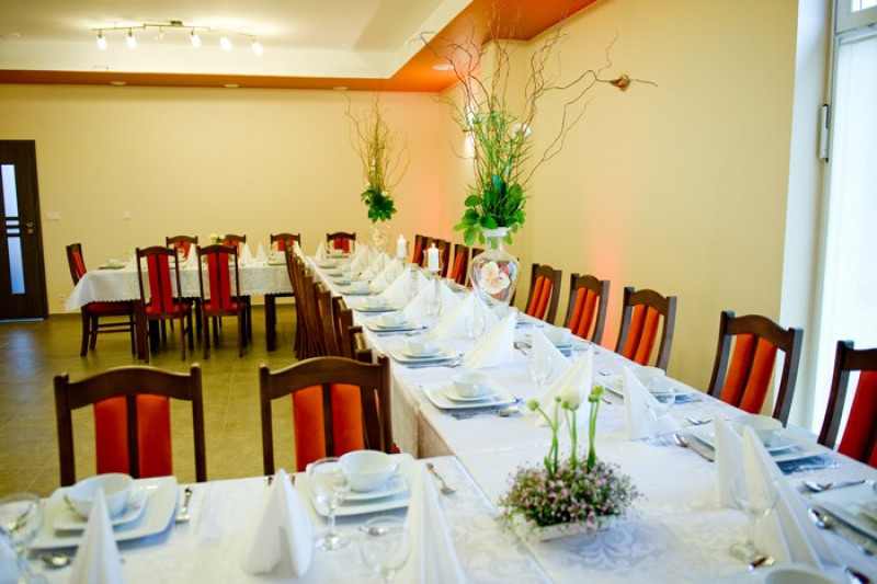 restauracja-pod-brzozami-w-lipuszu zdjęcie prezentacji gdzie wesele