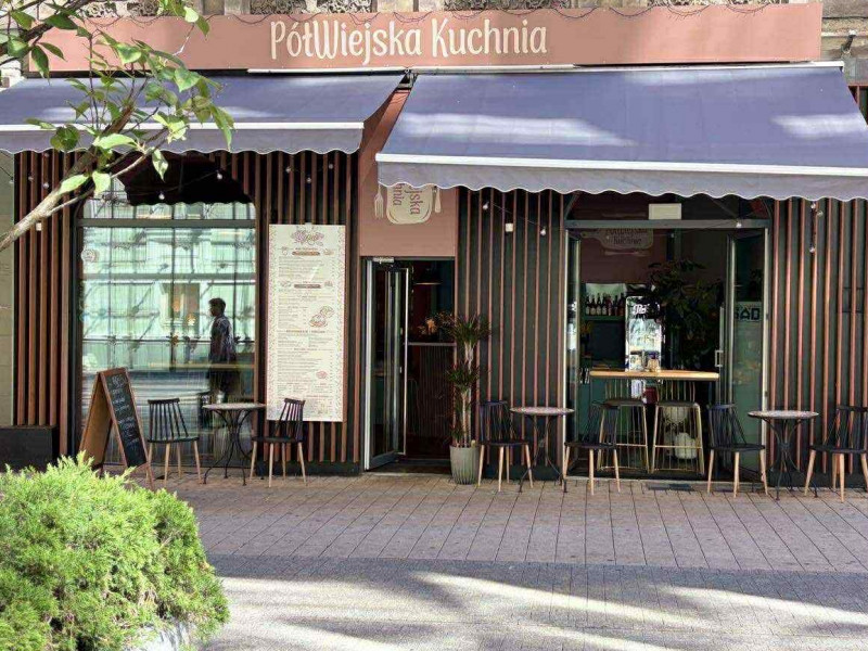 restauracja-polwiejska-kuchnia-poznan zdjęcie prezentacji gdzie wesele
