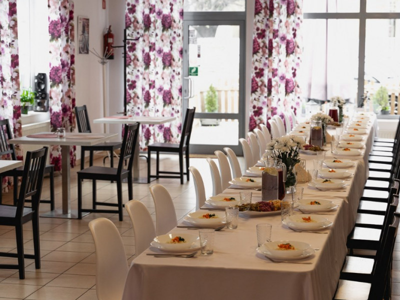 rozmaryn-restauracja-polska-kuchnia zdjęcie prezentacji gdzie wesele