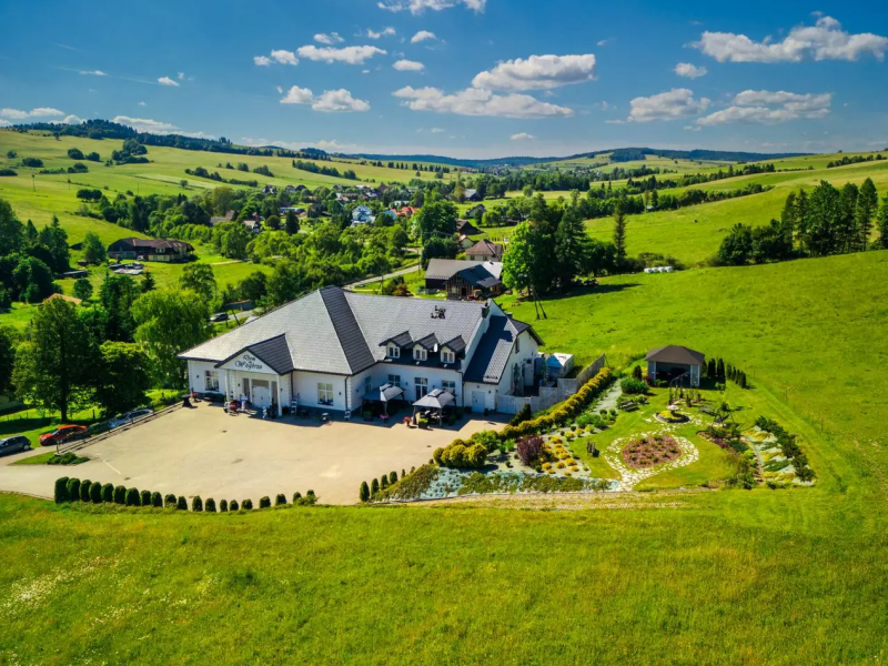 sala-bankietowa-dom-na-wzgorzu zdjęcie prezentacji gdzie wesele