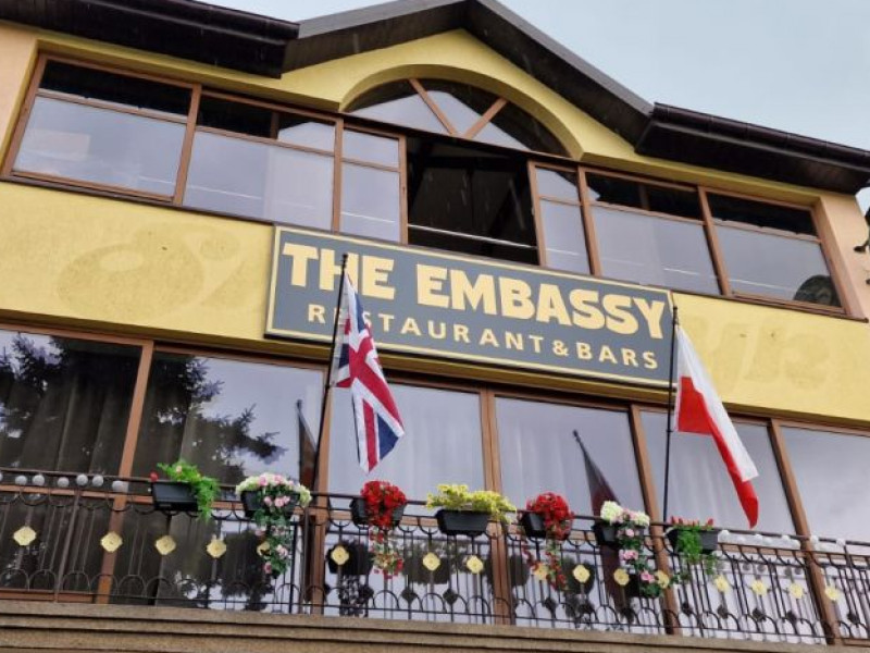 the-embassy-restaurant-bars-zamosc zdjęcie prezentacji gdzie wesele