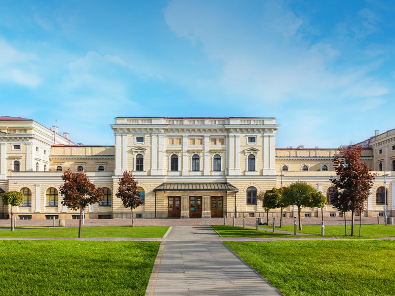 zabytkowy-dworzec-krakow zdjęcie prezentacji gdzie wesele