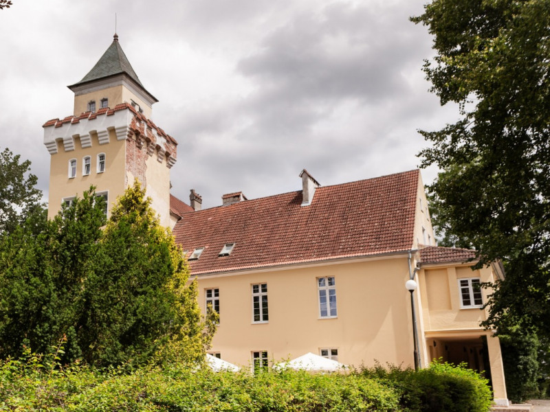 zamek-nowecin zdjęcie prezentacji gdzie wesele